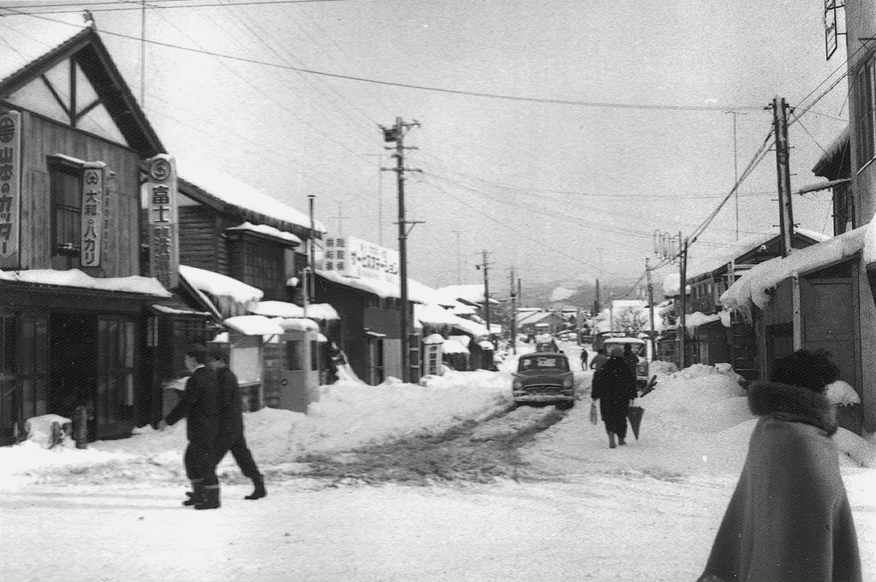 住吉町市役所通り