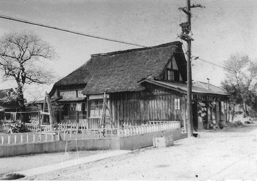 八尾坂板金屋（旧武家屋敷）