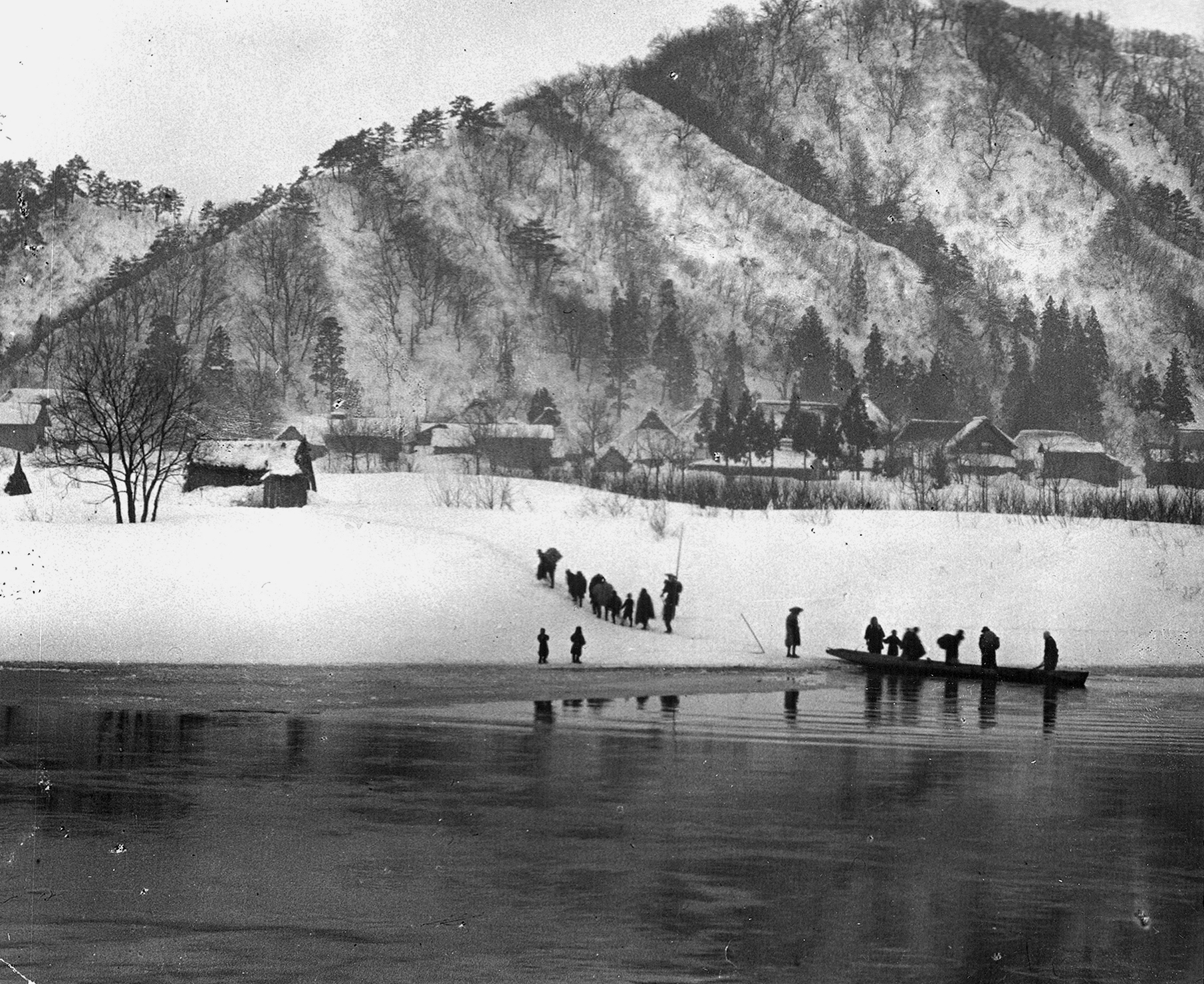 山と川と舟と人（雪景色）