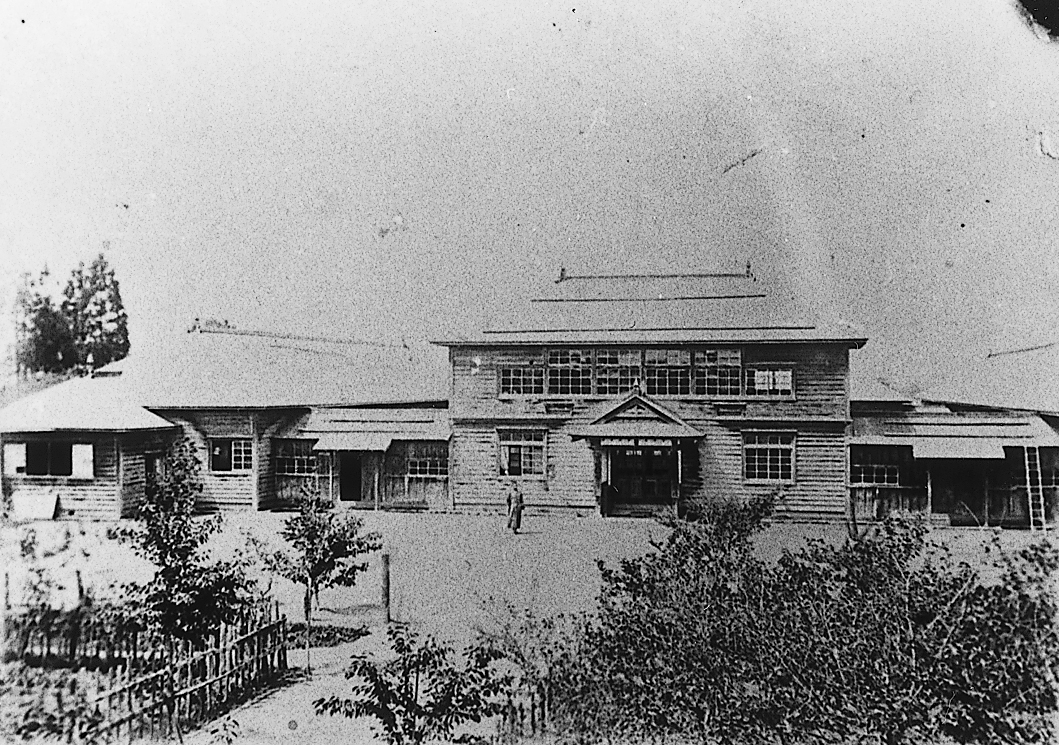 日新尋常高等小学校(明治36年)