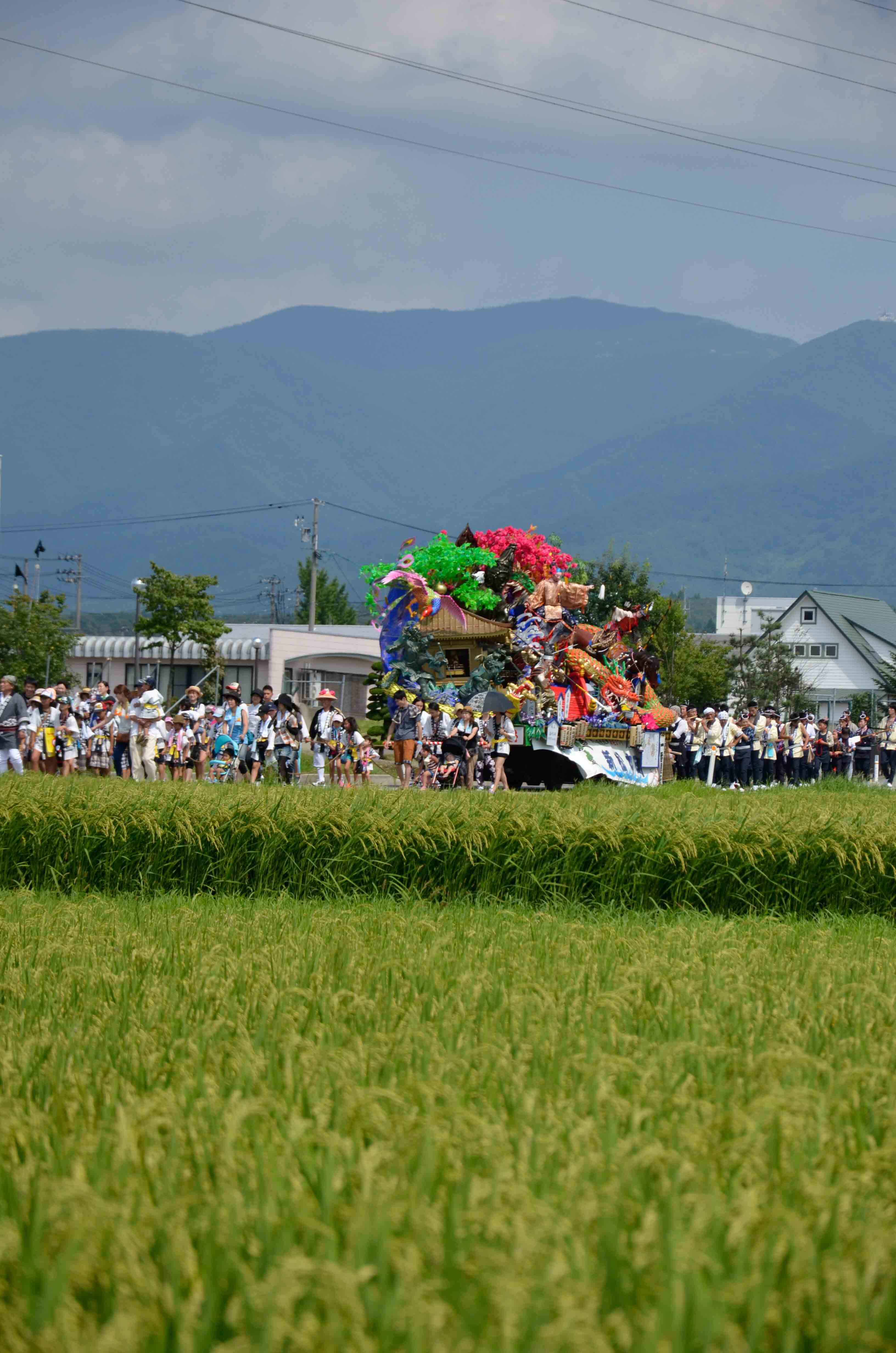 田園と山車