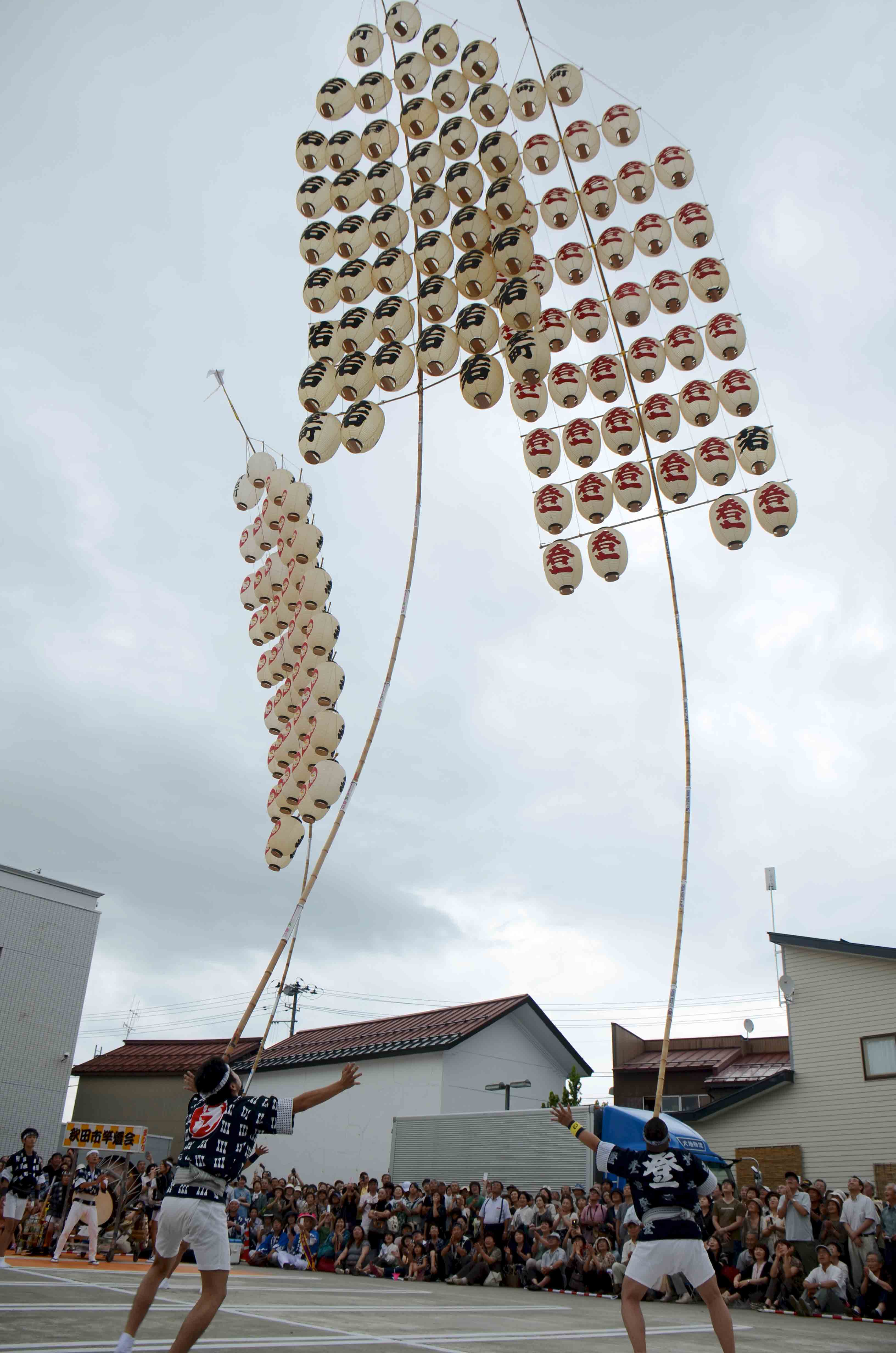 燦踊祭「竿燈まつり」
