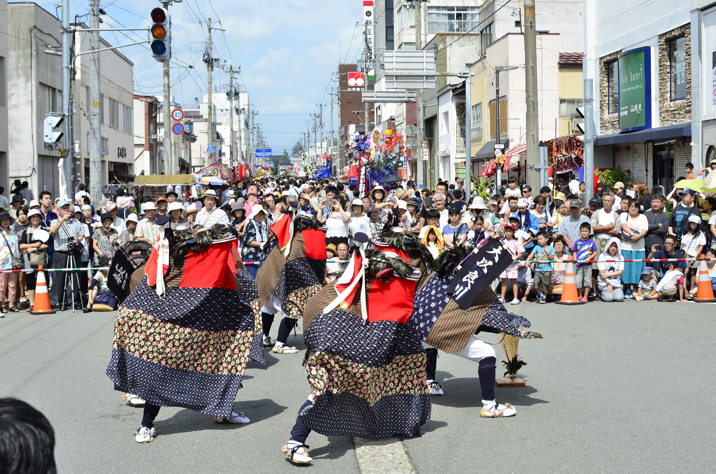 萩野鹿子踊