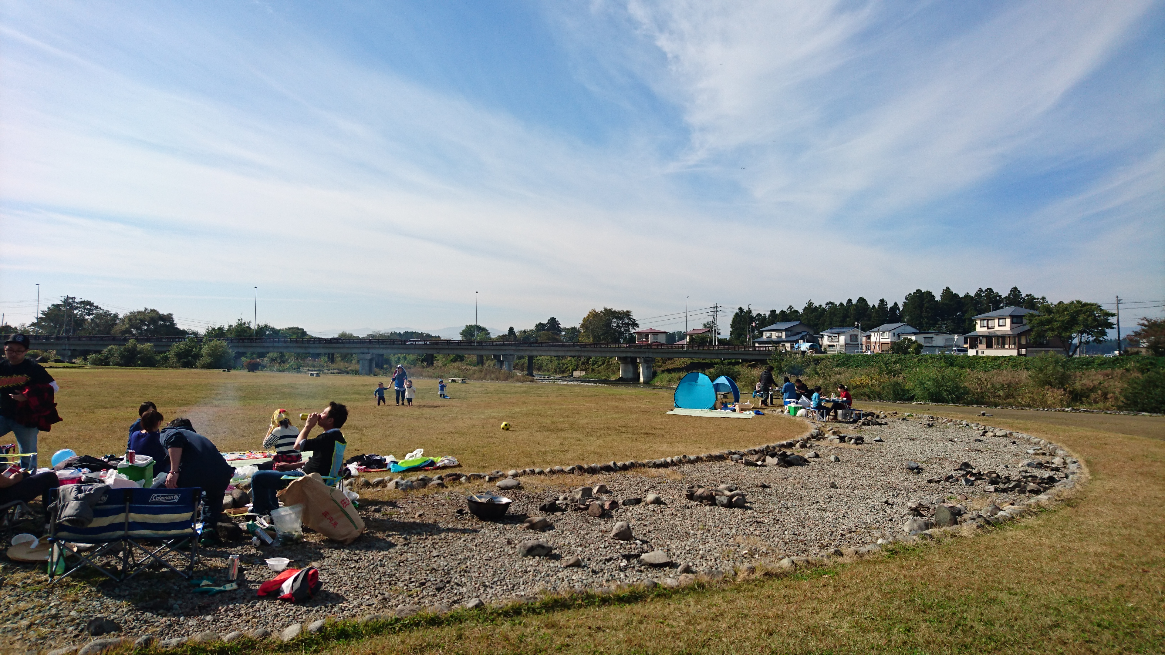 泉田川河川敷芋煮会