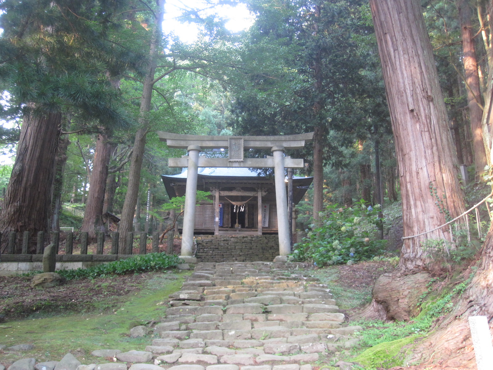 鳥越八幡神社