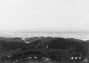 新庄市全景(陣ケ峯より望む)