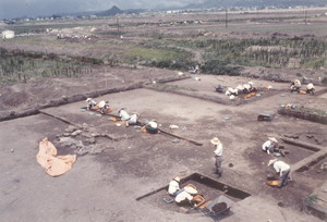 最上町水木田遺跡の発掘風景