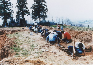 山屋A遺跡発掘調査風景