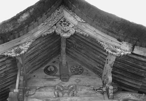 鳥越八幡神社鬼面の彫刻